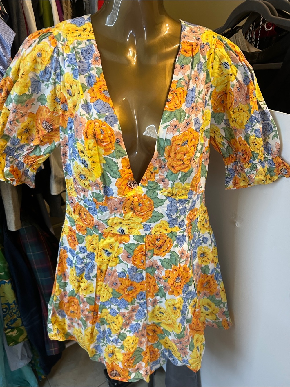 Floral Puff-Sleeve V-Neck Tunic in Yellow & Orange